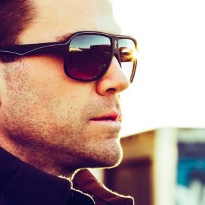 black-frame-sunglasses